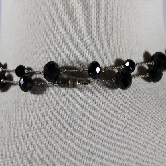 [5/$25] Black Glass Bead Necklace - Picture 7 of 8